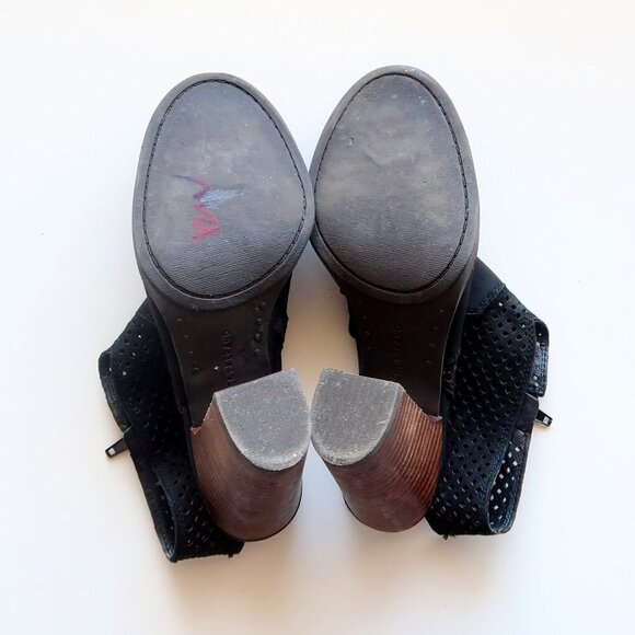Lucky Brand Black Nubuck Perforated Leather Block Heel Open Toe Bootie Shoes 7.5 - Picture 7 of 16